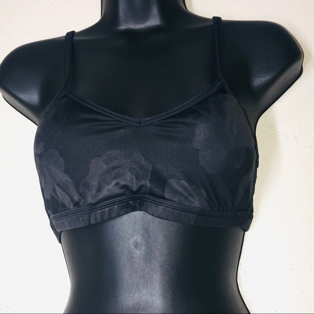 Lululemon cage back sports bra removable pads 6